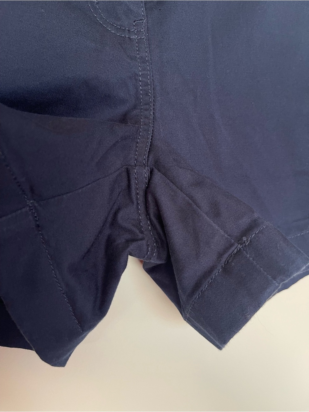Vineyard Vines Navy Chino Women's Shorts 3.5 in. inseam - Picture 4 of 7